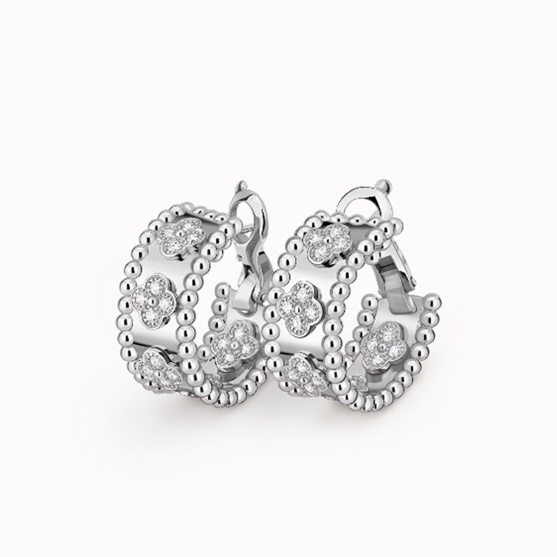 [Van Cleef & Arpels] ��Ŭ�� �� ���� ������ Ŭ�ι� ���� �̾ 2color VCARO3YE00