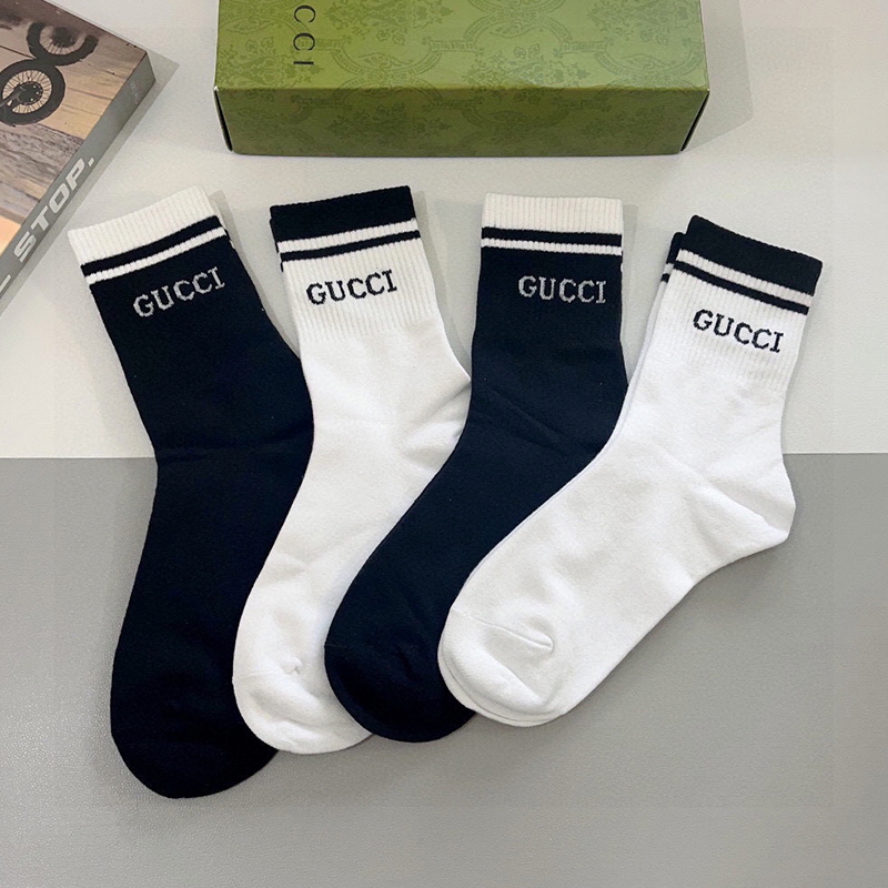 [Gucci] ���� �縻 4�� ��Ʈ 26022130