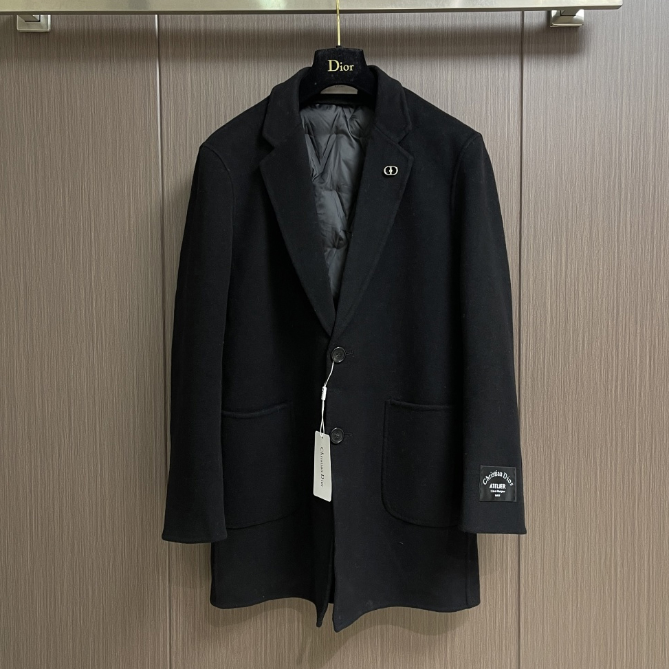 [Dior] ��� �ƶ㸮�� �ڼ� ��ġ �̱� �극��Ƽ�� ��Ʈ 26022430