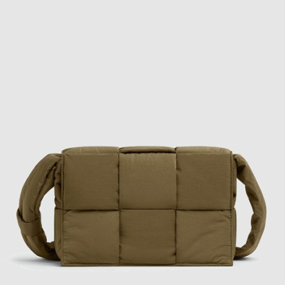 [Bottega Veneta] ���װ� ����Ÿ �ʷο� ī��Ʈ �� 743623 V2ZN1 1537