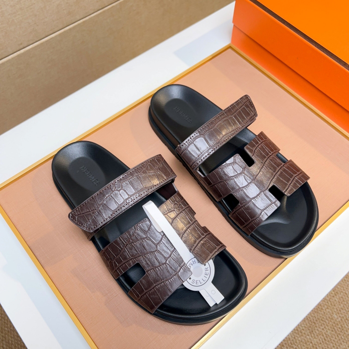 [Hermes] �����޽� Chypre sandal H222100Z