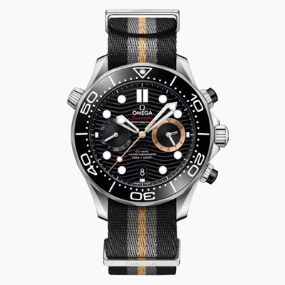 [OMEGA] ���ް� �������� ���̹� 300M 44mm ��ƿ �� NATO��Ʈ�� 210.32.44.51.01.002 852,000��