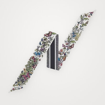 [DIOR] ��� D-�з��ǿ��� ���� ��ī�� ȭ��Ʈ ��Ƽ�÷� ��ũ Ʈ�� 34MIF106I611-C012