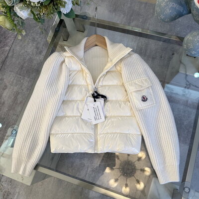 [MONCLER] ��Ŭ���� ���� �е� �� ���� ī��� 9B00015 