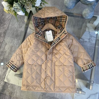 [BURBERRY] ������ Ű�� ���̾Ƹ�� ���� ���Ϸ� �ĵ� ��Ʈ 8092530