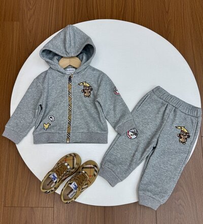 [BURBERRY] ������ Ű�� ���� ���� ��ư ���� �ĵ� - ���� �׷��� ����� 81319991