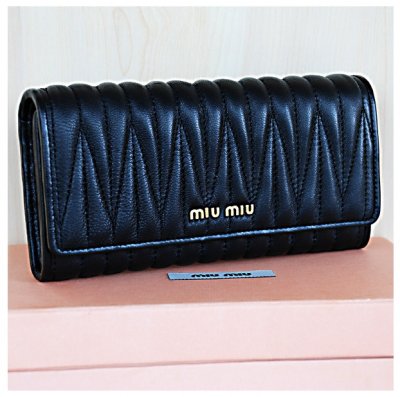 MiuMiu long wallet (8402 Black)