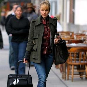 FENDI �ҵ� ��ī�ι� �ŵ����� [����ÿ �ƾƴ㽺/�����]