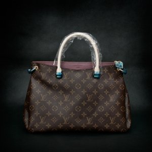 [Louis Vuitton] ���̺��� �ȶ� ���ǵ� M40906
