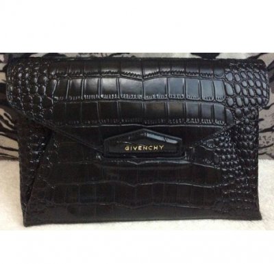 [Givenchy] ����� ��Ƽ���� Ŭ��ġ ��