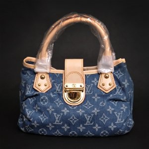 [LouisVuitton] ���̺��� ���׷� �״� �÷�Ƽ M95020