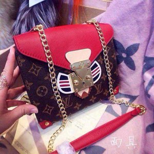 [Louis vuitton] ���̺��� �Ż� ũ�ν� �� 