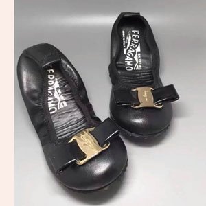[Ferragamo] ��󰡸� Ű�� ����