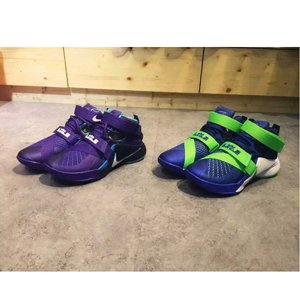 [NIKE] Nike Zoom Soldier 9