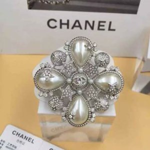 [Chanel] Chanel Brooch 