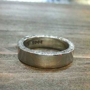 [CHROME HEARTS] ũ������ �ǹ� 92,5 % ��������
