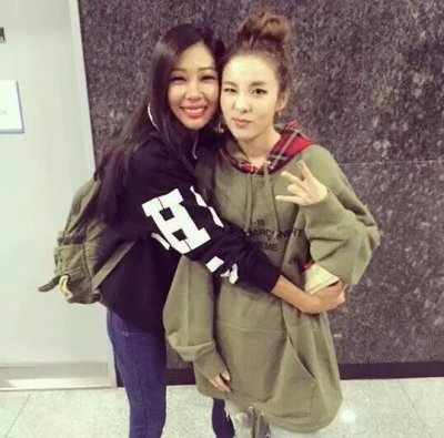 [COMME des GARCONS] �ĵ� ������ Supreme üũ �ĵ� Ƽ - ��ٶ� �� ������ǰ