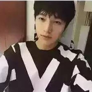[Alexander Mcqueen] �˷���� ���� ȭ��Ʈ���� ������(���Ǵ�Ʈ �� �����ǰ)