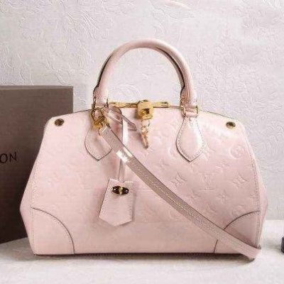 [Louis vuitton] ���̺��� ������ ��Ÿ ���ī -M50426