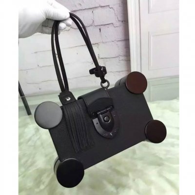 [Louis vuitton] ���̺��� �����