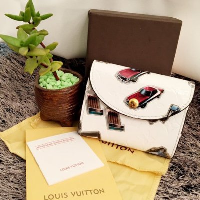[Louis vuitton] ���̺��� ������ ��������