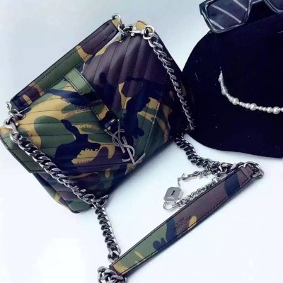 [Saint Laurent] ���ζ� ī�� Ŭ��ġ 