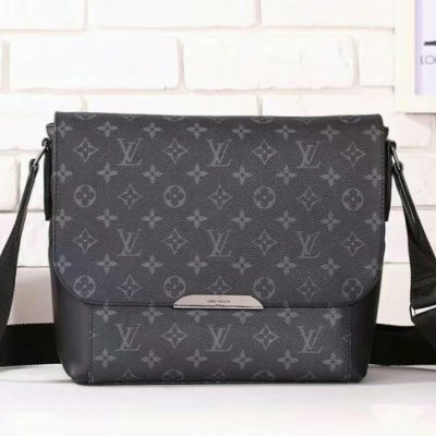 [Louis vuitton] ���̺��� �޽����� M40565