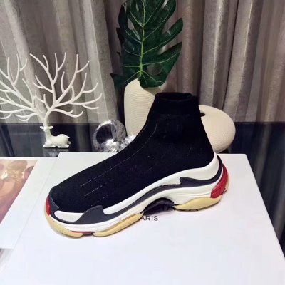 [Balenciaga] �߷��þư� Ʈ���ÿ��� ���ǵ巯��