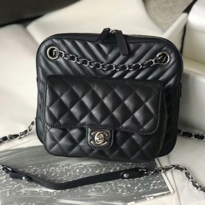 [Chanel] ���� ü�� ��� ũ�ν��� A57284