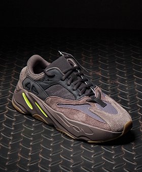 [Adidas] �Ƶ�ٽ� YEEZY �����ν�Ʈ 700 ���