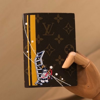 [Louis vuitton] ���̺��� ��/�� �������� M62089