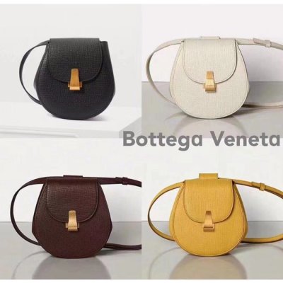 [Bottega Veneta] ���װ� ����Ÿ �ȸ���� ���� ��Ʈ ũ�ν��� 576643