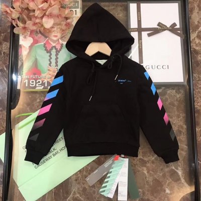 [Off-White] ����ȭ��Ʈ Ű�� �ĵ� Ƽ���� 19102336