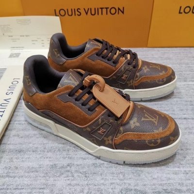 [Louis vuitton] ���̺��� Ʈ���̳� ����Ŀ�� 1A5UR7
