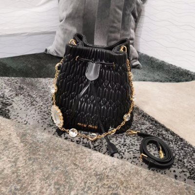 [Miumiu] �̿�̿� ���׶�� ũ����Ż ��Ŷ�� 5BE050 