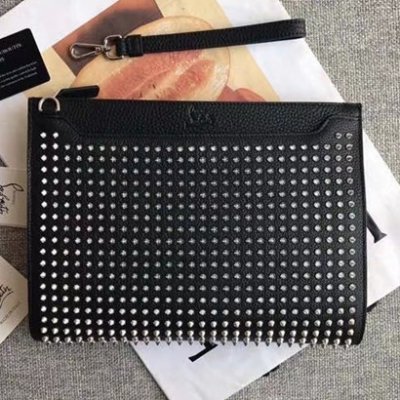 [Christian Louboutin] ũ������ ����� ��/�� ���͵� Ŭ��ġ�� 20061135
