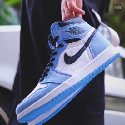 [Nike] ����Ű Air Jordan 1 Retro High OG "University Blue 555088-134