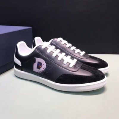 [Dior] ��� �ٴϿ� �Ƽ� �ΰ� ����Ŀ�� 21030946