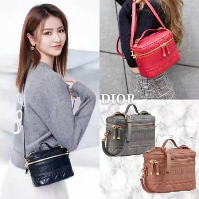 [Dior] ��� Ʈ���� ����Ƽ ���̽� 21032947