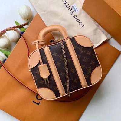 [Louis vuitton] ���̺��� �߸��� �̴� �������� M44581