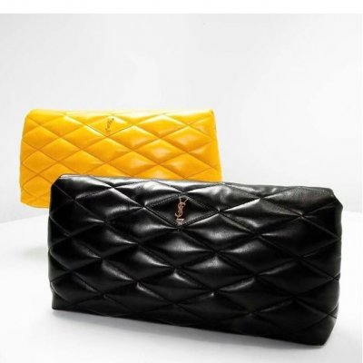 [Saint Laurent] ���ζ� SADE PUFFER ENVELOPE CLUTCH IN LAMBSKIN 655004