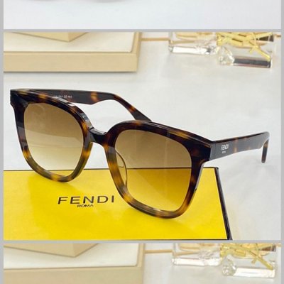 [Fendi] ��� �簢 ������ ���۶� 21071340