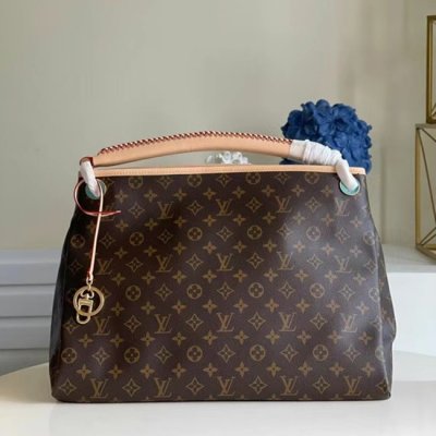 [Louis vuitton] ���̺��� ���׷� ��ġ ����� M44869