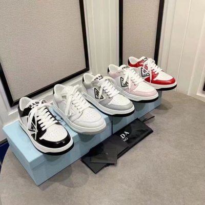[Prada] ����� ��/�� �ΰ� ����Ŀ�� 21122036