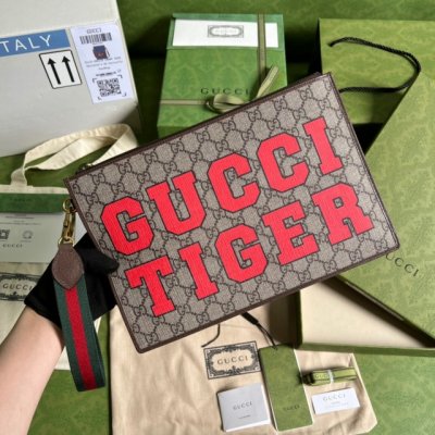 [Gucci] ���� GG Ÿ�̰� Ŭ��ġ�� 688378