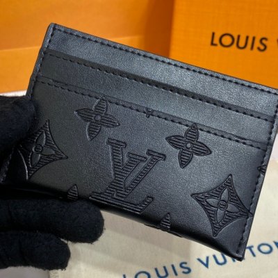 [Louis vuitton] ���̺��� LV ���� ī��Ȧ�� M62170