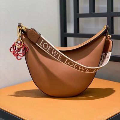 [Loewe] �ο��� Luna �糪 ȣ���� 22042632