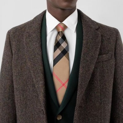 [Burberry] ������ ��Ƽ�� üũ ��ũ Ÿ�� 22050945