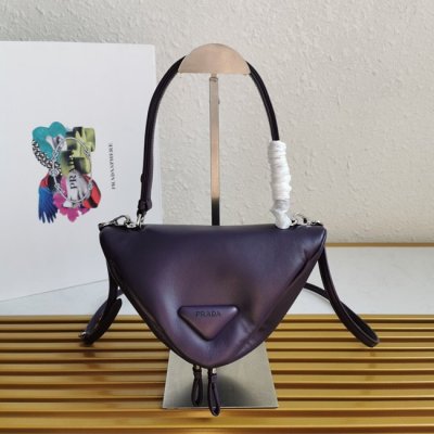 [Prada] ����� Ʈ���̾ޱ� ���� 1BA315