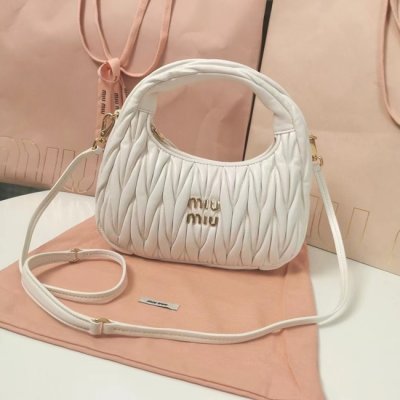[Miumiu] �̿�̿� �ϴ� ���׶�� ���� ���� ȣ�� �� 5BC125